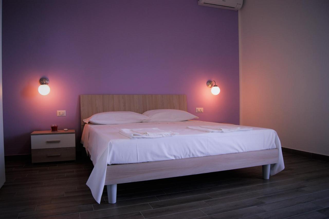 B&B Apollonia Roseto Capo Spulico Exterior photo